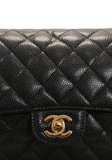 MEDIUM CLASSIC DOUBLE FLAP CAVIAR