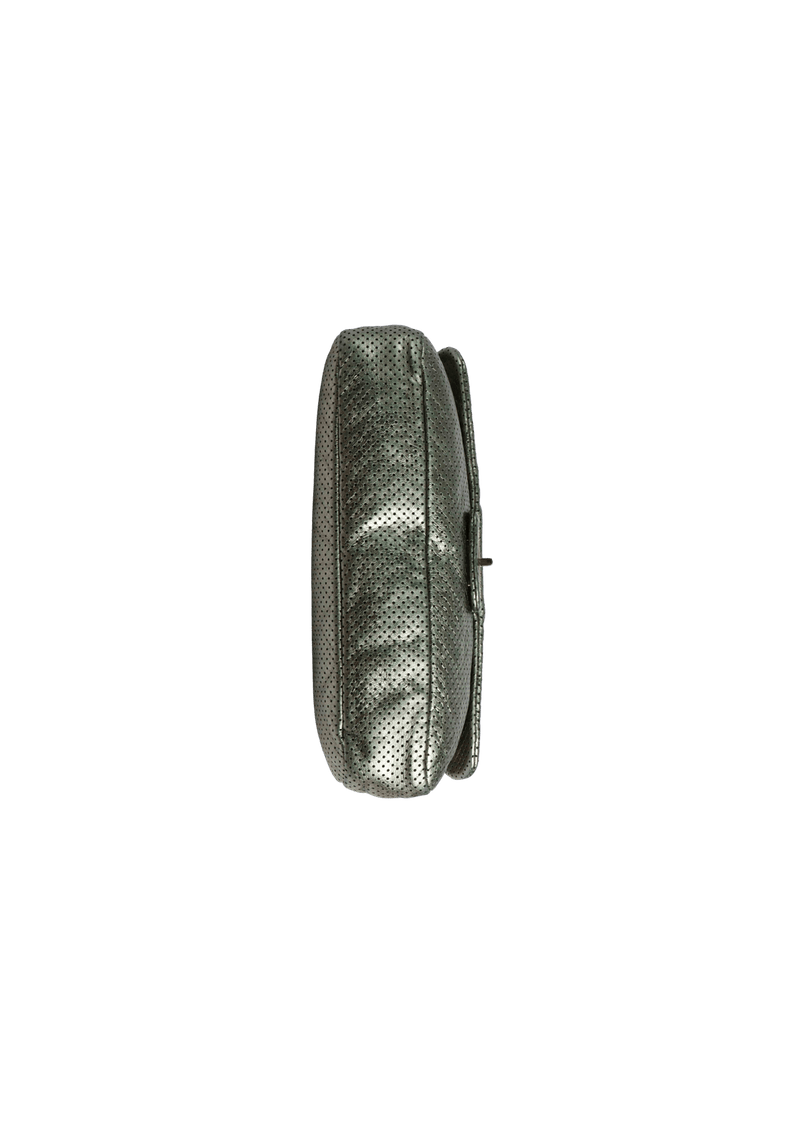 MEDIUM DRILL PERFORATED FLAP BAG