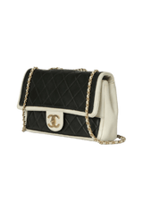 MEDIUM GRAPHIC FLAP BAG