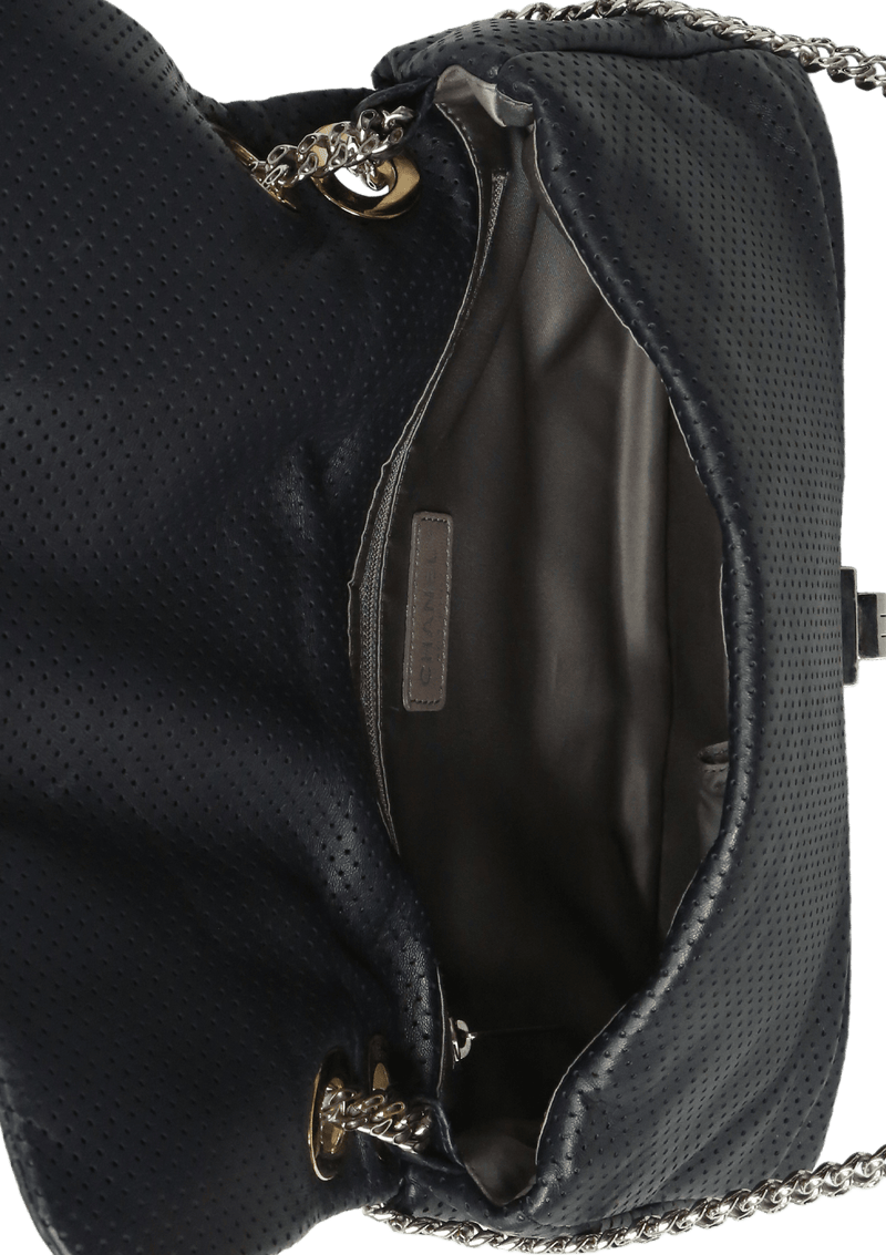 MEDIUM PERFORATED DRILL CLASSIC FLAP BAG