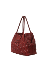 SLOANE SQUARE 3D QUILTED TOTE