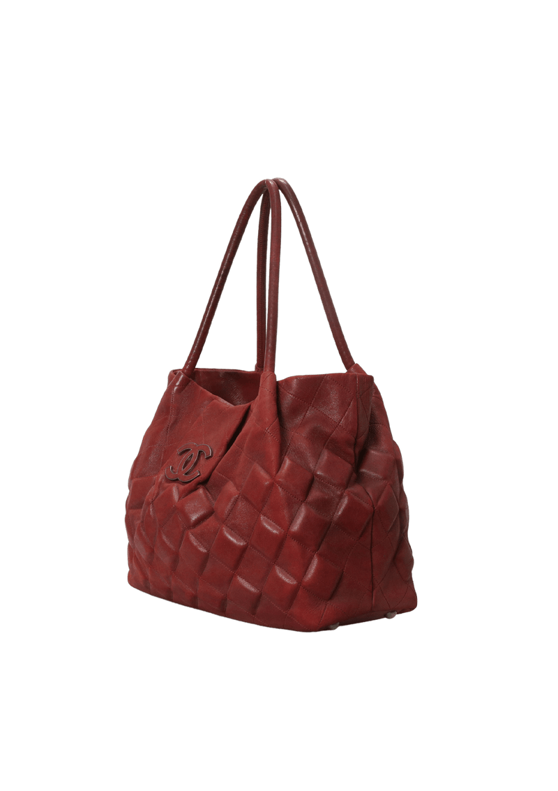 SLOANE SQUARE 3D QUILTED TOTE