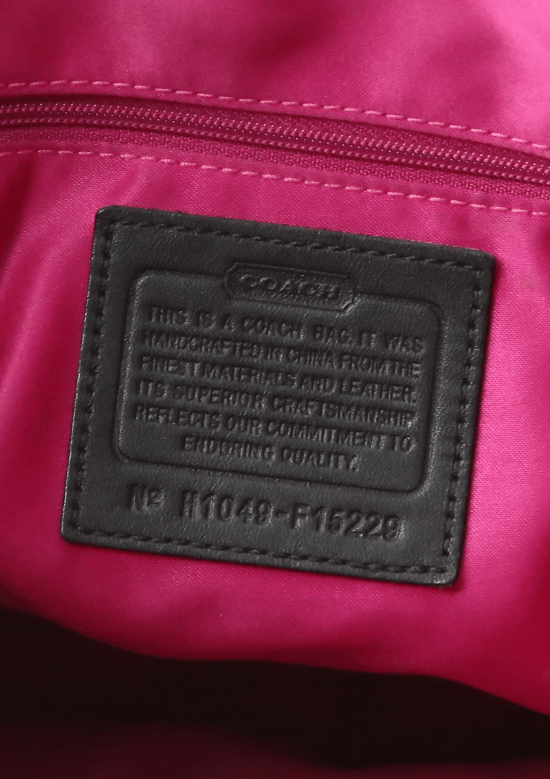 LOGO TOTE