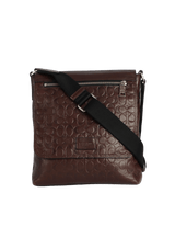 SIGNATURE MESSENGER BAG