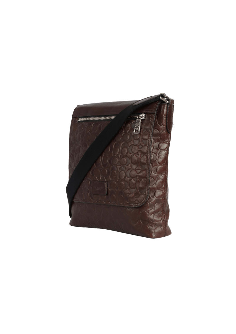 SIGNATURE MESSENGER BAG