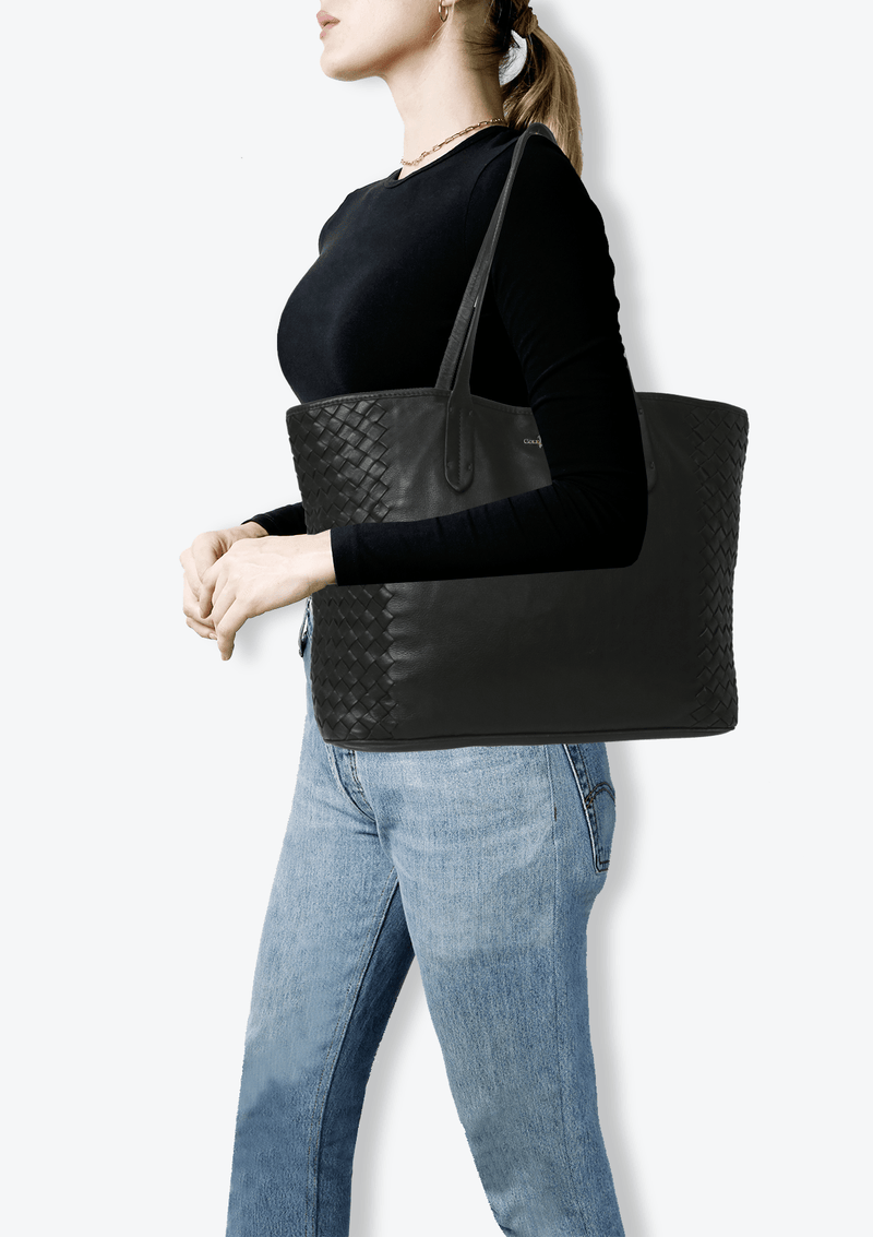 LEATHER TOTE