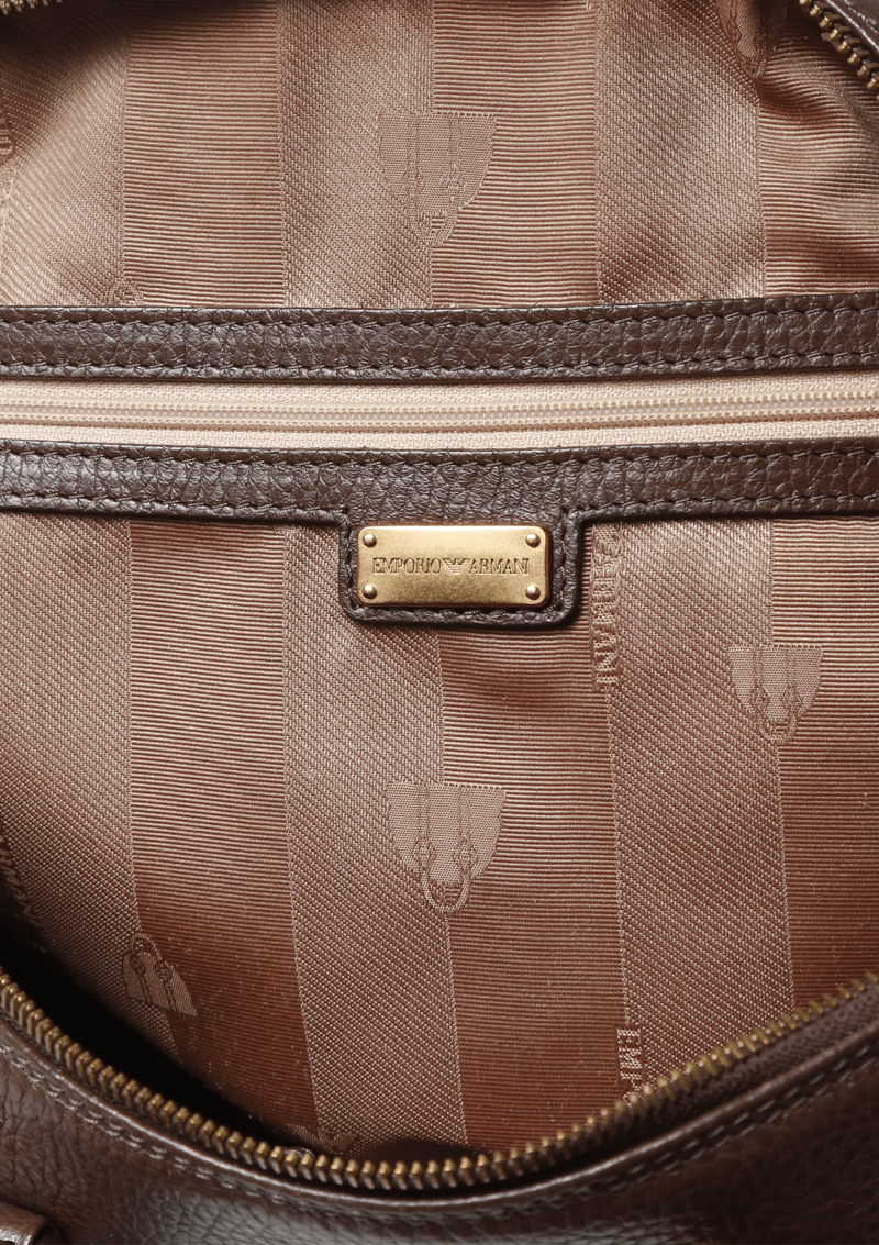 BOLSA EMPORIO ARMANI LEATHER HANDLE BAG MARROM – Gringa BOLSA EMPORIO ARMANI LEATHER HANDLE BAG MARROM – Gringa