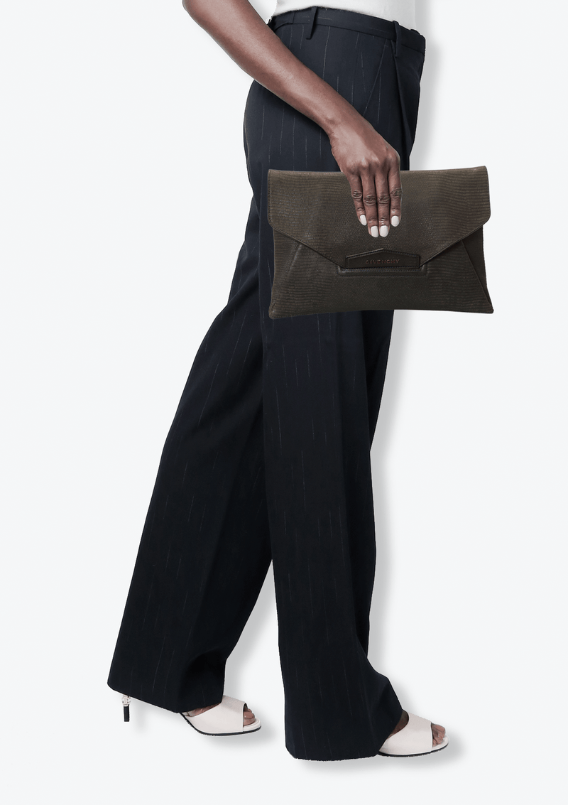 ANTIGONA ENVELOPE CLUTCH