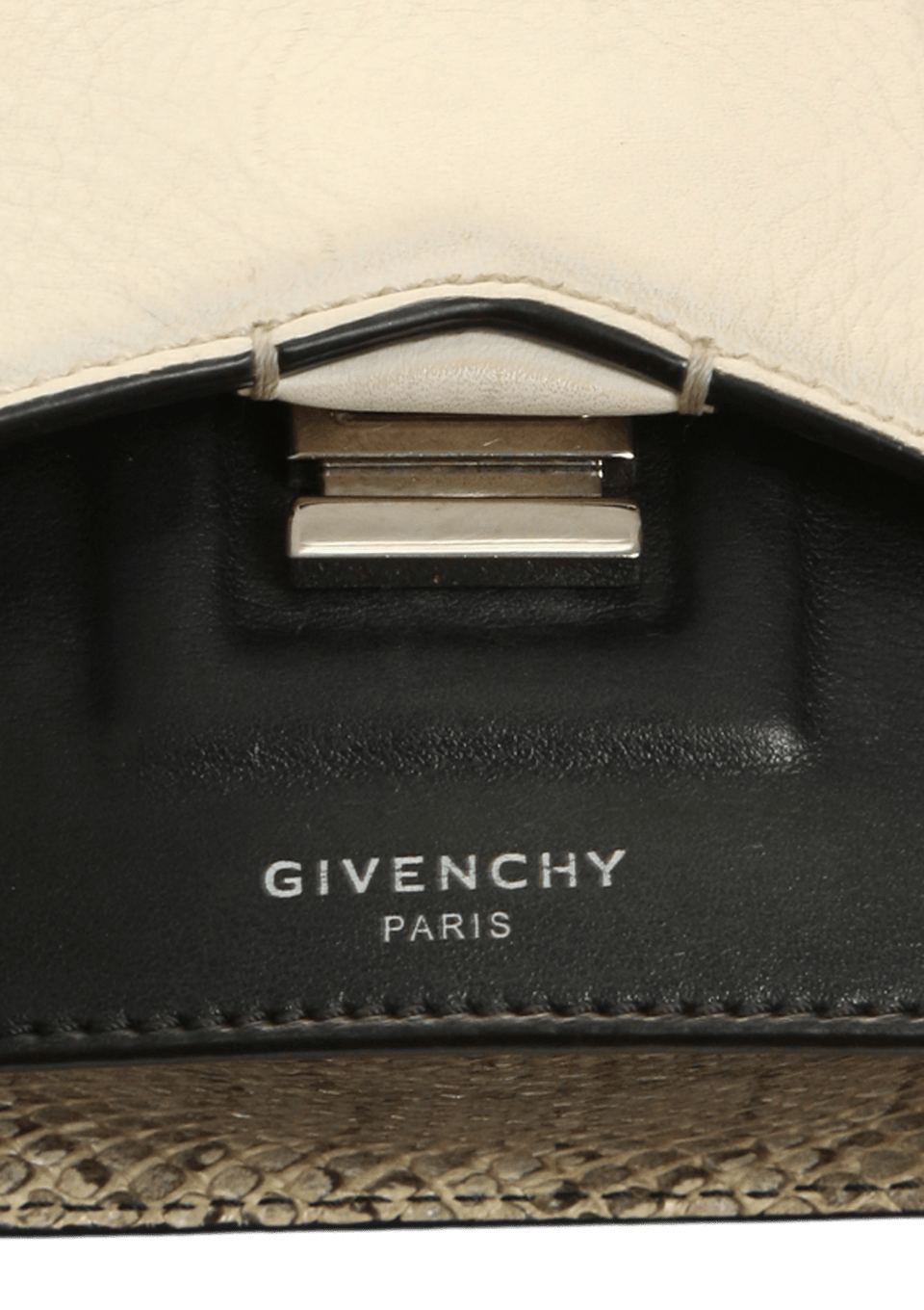 BOW-CUT CHAIN BAG