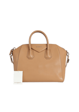 MEDIUM ANTIGONA BAG