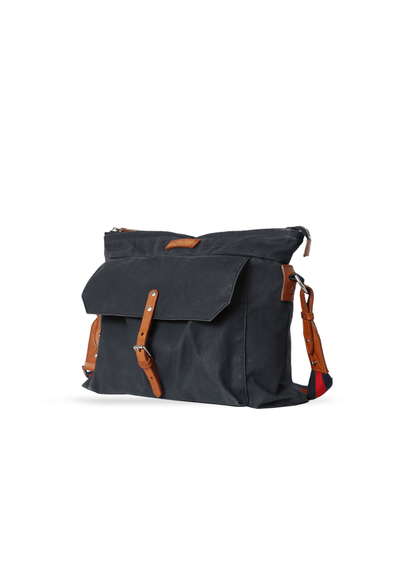 NAVY MESSENGER BAG