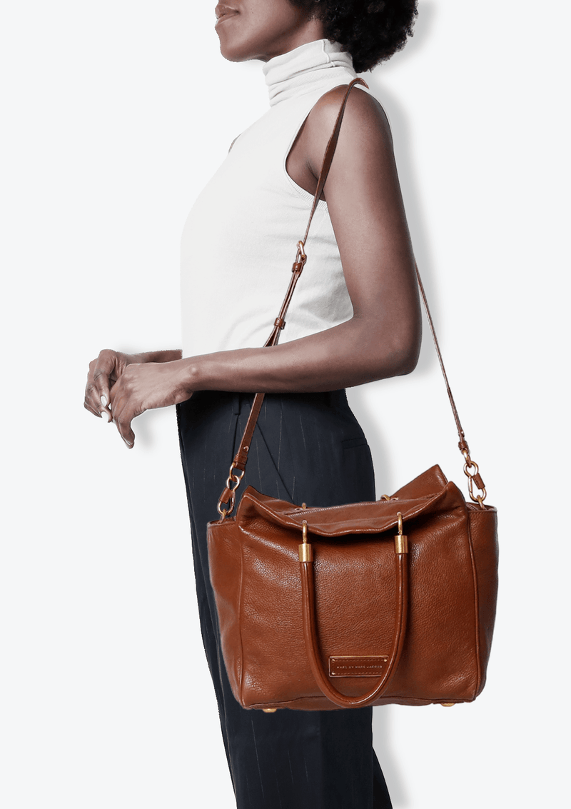 LARGE LEATHER SATCHEL