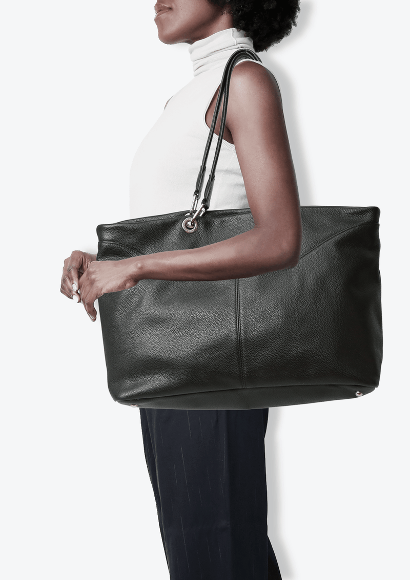 GRAINED LEATHER TOTE