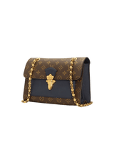 MONOGRAM VICTOIRE CHAIN BAG