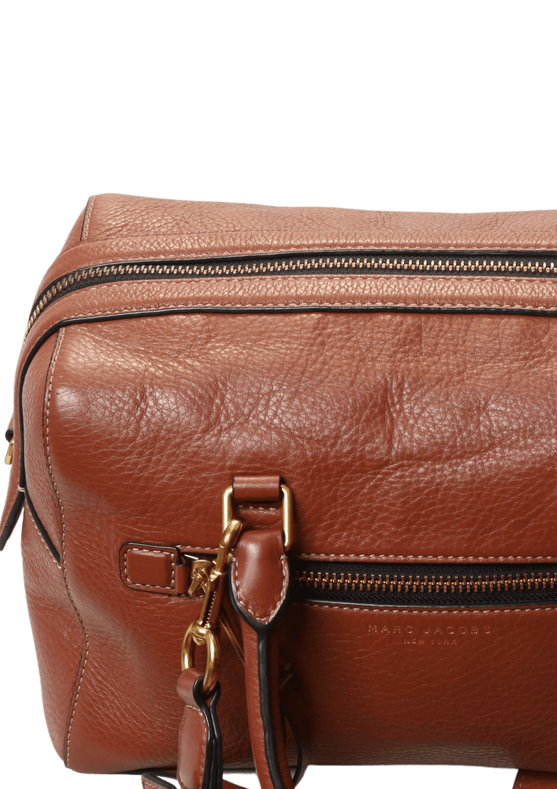 BOLSA MARC BY MARC JACOBS RECRUIT BAULETTO BAG MARROM ORIGINAL