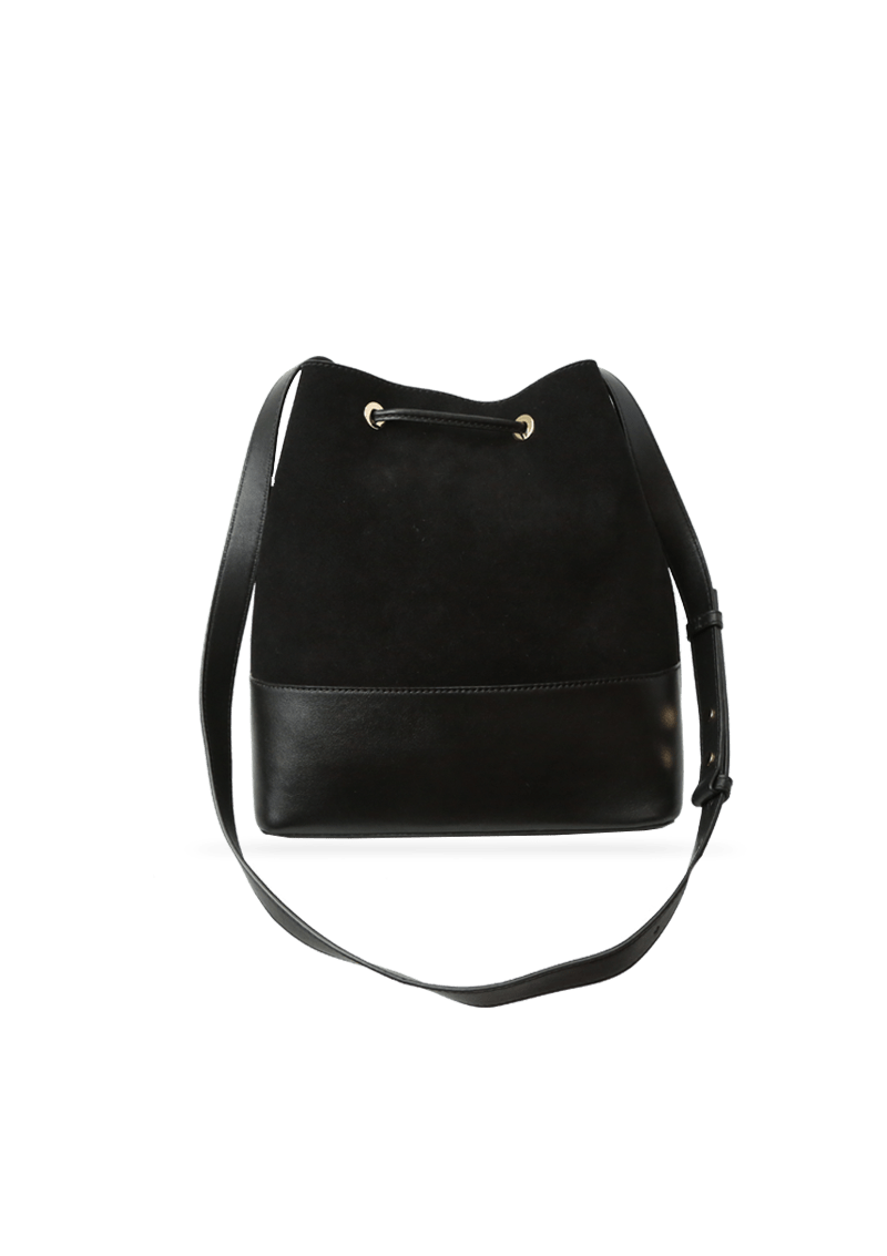 LEATHER BUCKET BAG W/ POUCO