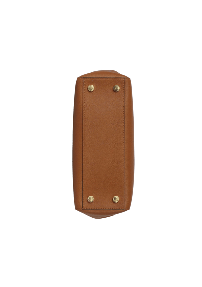 MEDIUM LEATHER SUTTON