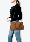 MEDIUM LEATHER SUTTON