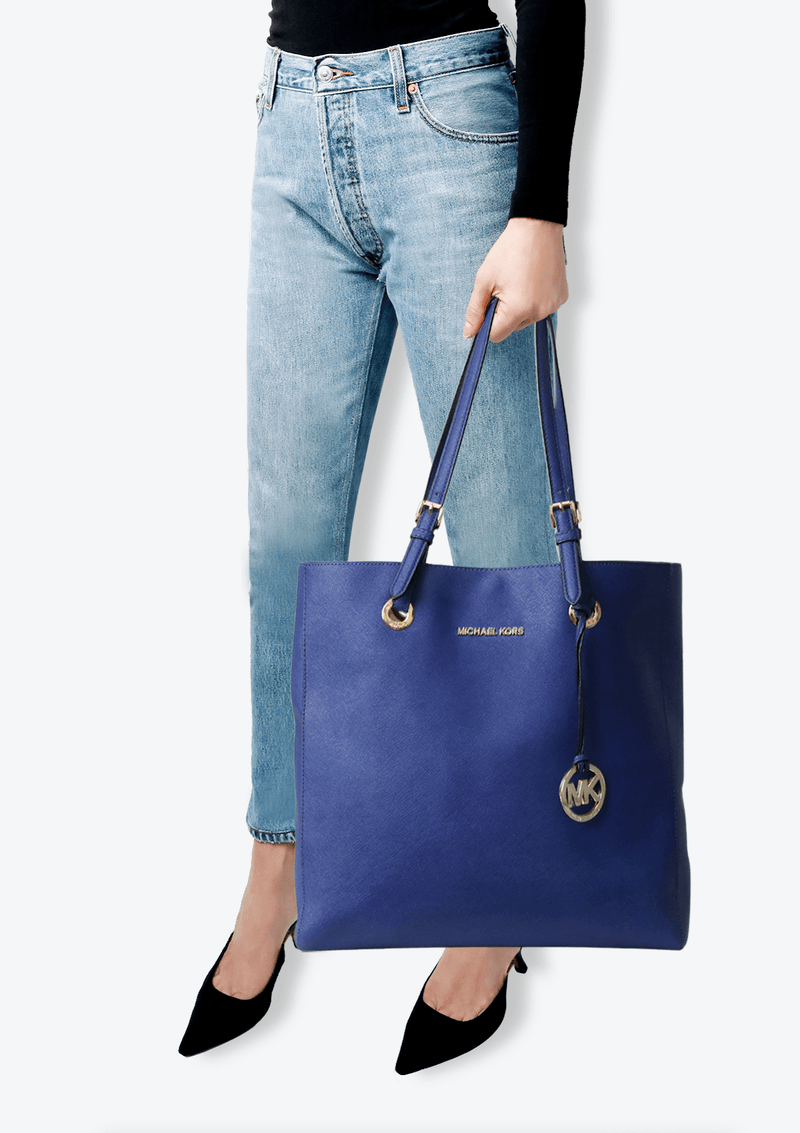 SAFFIANO LEATHER TOTE