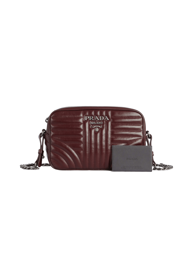 BOLSA PRADA DIAGRAMME CAMERA BAG VINHO ORIGINAL Gringa