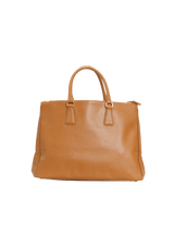 LARGE SAFFIANO LUX DOUBLE ZIP GALLERIA