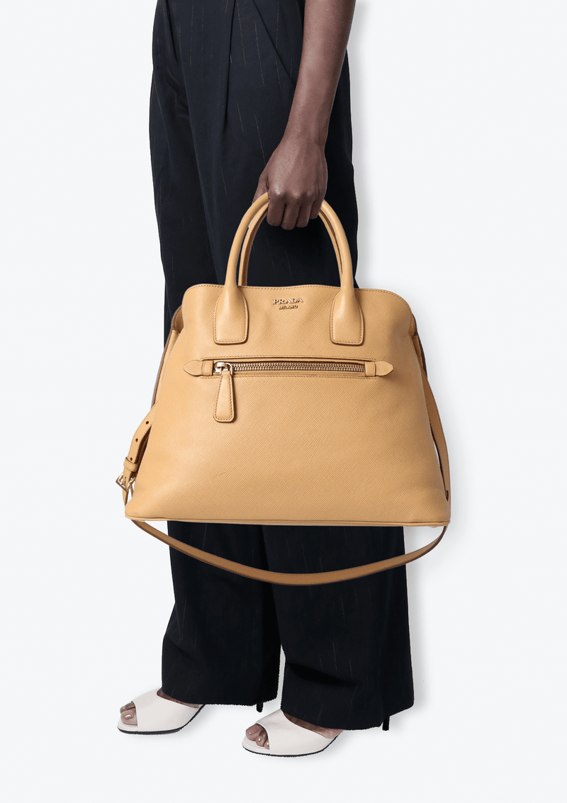 SAFFIANO CUIR PROMENADE FRONT ZIP