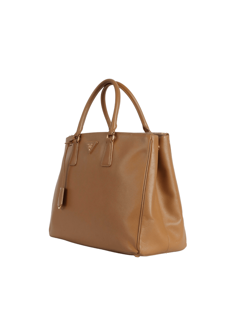 SAFFIANO LUX DOUBLE ZIP GALLERIA