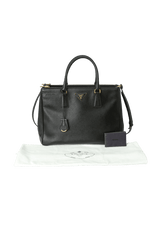 SAFFIANO LUX DOUBLE ZIP GALLERIA