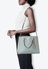 SAFFIANO LUX MEDIUM BICOLOR TOTE