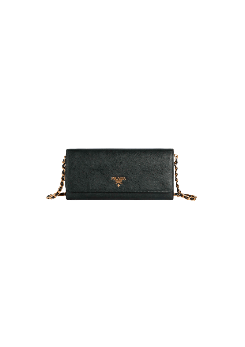 SAFFIANO LUX WALLET ON CHAIN