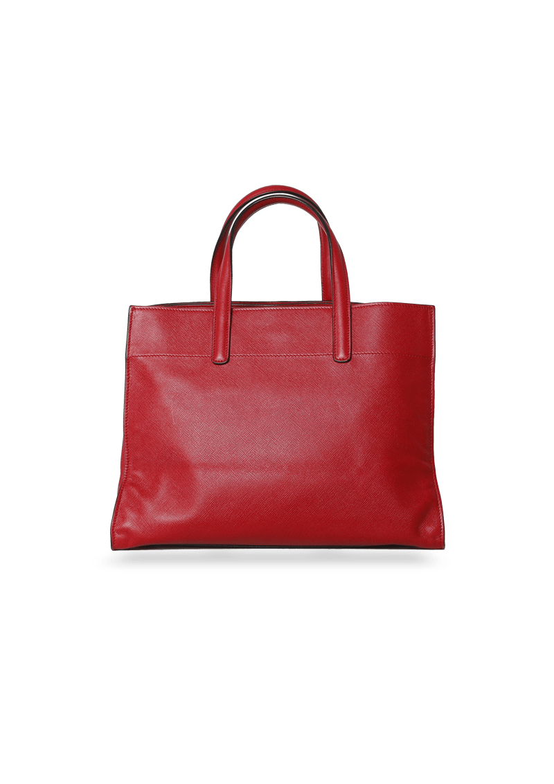 SAFFIANO SOFT TRIPLE POCKET