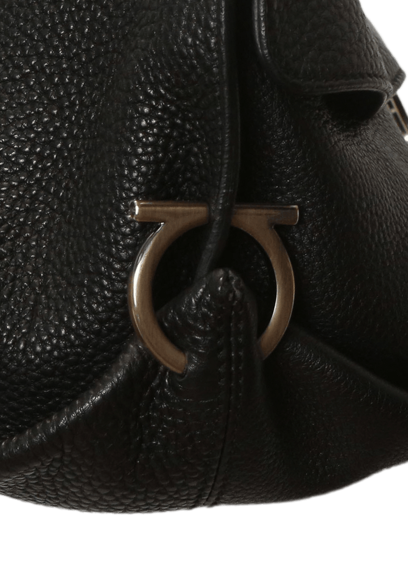 LEATHER GANCINI CLUTCH