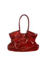 PATENT LEATHER SHOULDER BAG