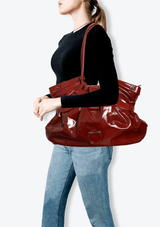 PATENT LEATHER SHOULDER BAG