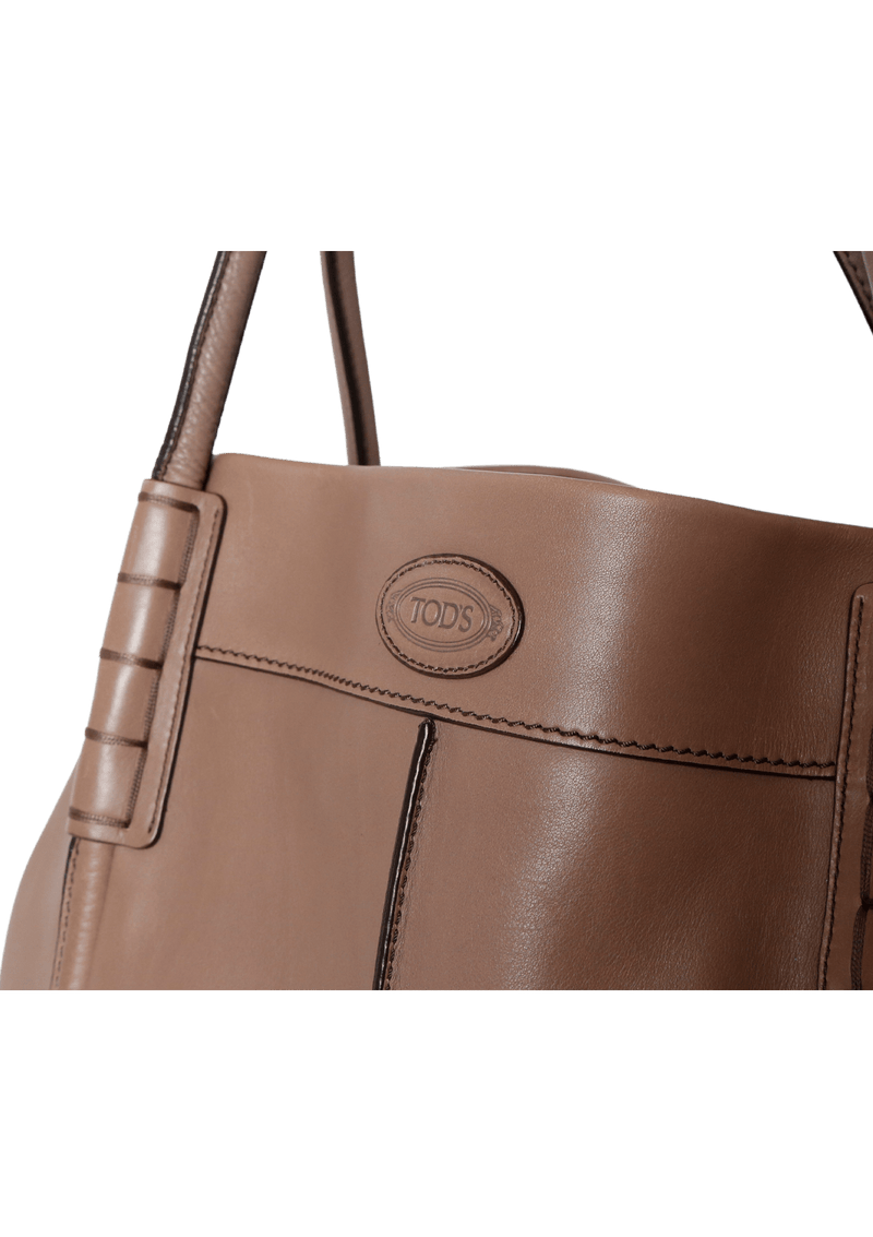 SMOOTH LEATHER TOTE