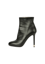 CC INTERLOCKING ANKLE BOOTS 37