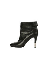 CC INTERLOCKING ANKLE BOOTS 38