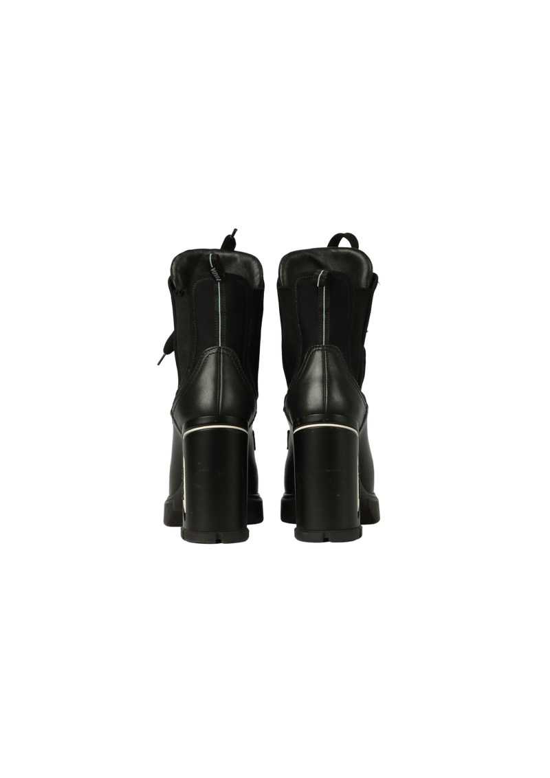 LEATHER BOOTS 34