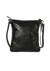 AGNEAU CLASSIC HARDWARE FLAT CROSSBODY BAG