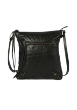 AGNEAU CLASSIC HARDWARE FLAT CROSSBODY BAG