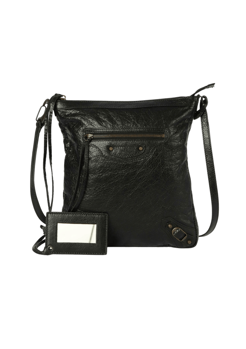 AGNEAU CLASSIC HARDWARE FLAT CROSSBODY BAG