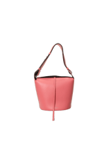 SUPPLE MEDIUM BUCKET BAG