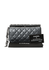 CC CHAIN WRISTLET CLUTCH