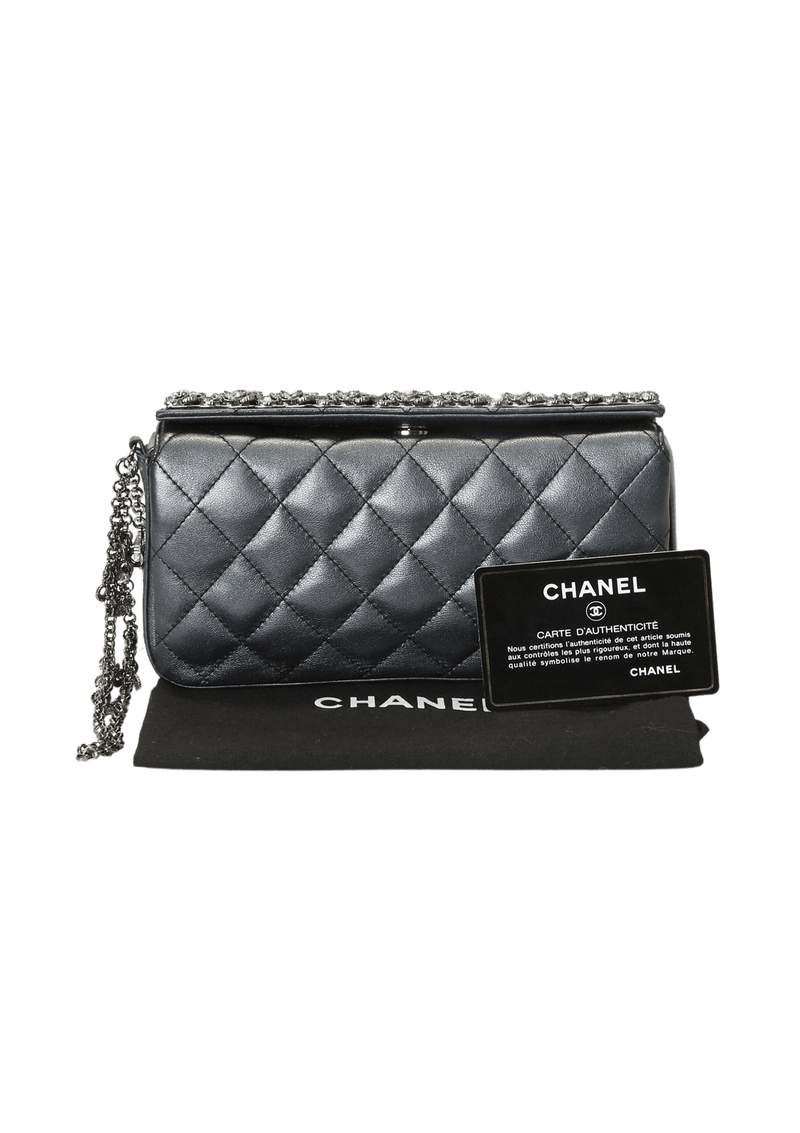 CC CHAIN WRISTLET CLUTCH