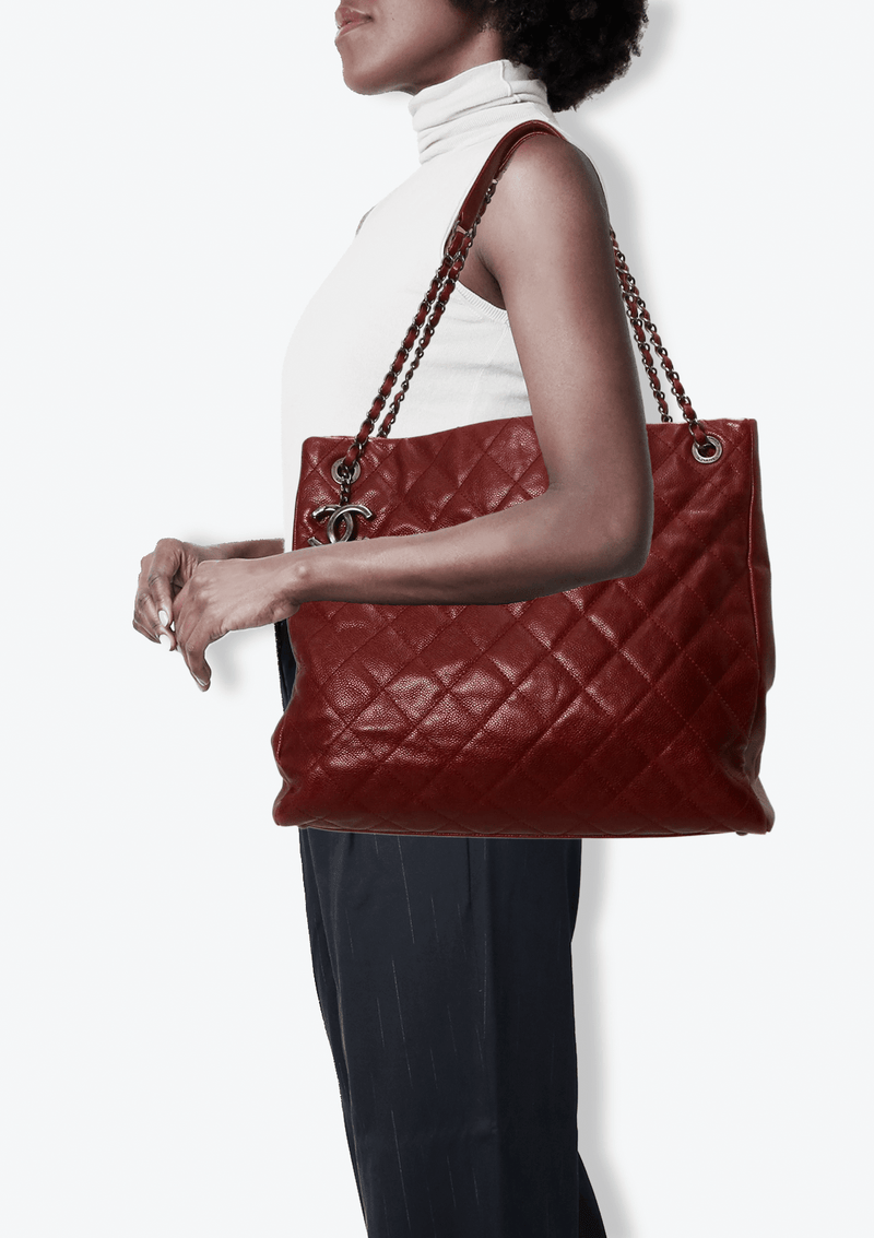 CHIC TALL SHOPPING TOTE CAVIAR