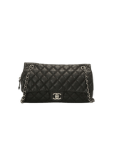 JUMBO EASY FLAP BAG CAVIAR