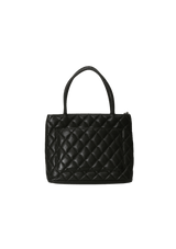 MEDALLION QUILTED CAVIAR TOTE