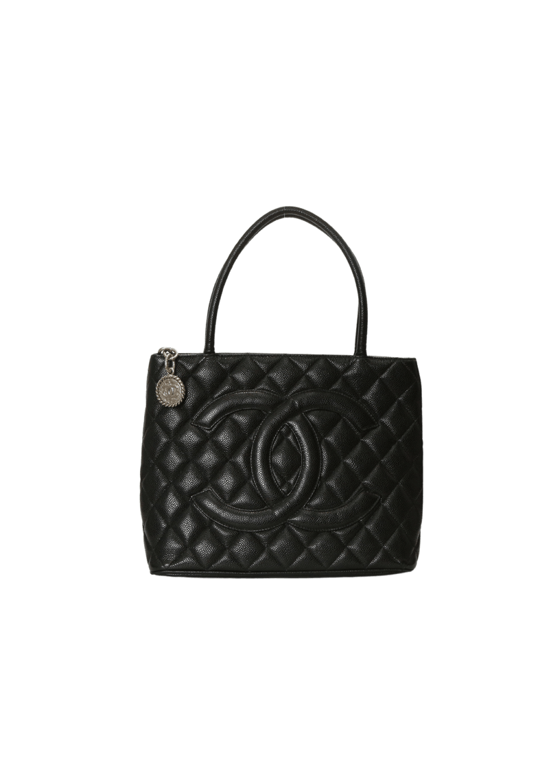 MEDALLION QUILTED CAVIAR TOTE