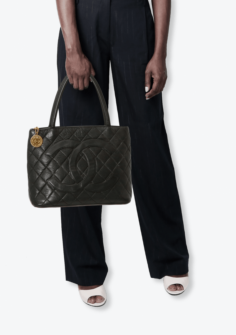 MEDALLION QUILTED CAVIAR TOTE