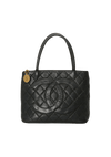 MEDALLION QUILTED CAVIAR TOTE